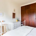 Bright 10min From 2 Stunning Beaches Apartment Olhos de Agua (Albufeira)