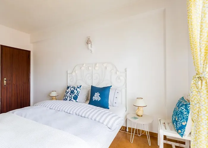 Bright 10min From 2 Stunning Beaches Olhos de Agua (Albufeira)