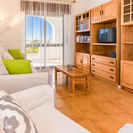 Bright 10min From 2 Stunning Beaches