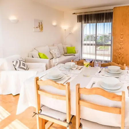 Bright 10min From 2 Stunning Beaches Apartament