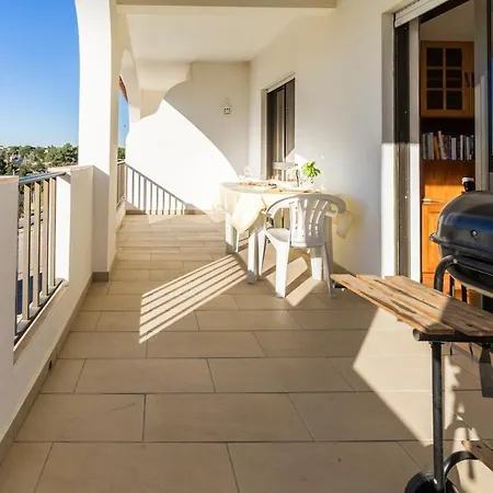 Bright 10min From 2 Stunning Beaches